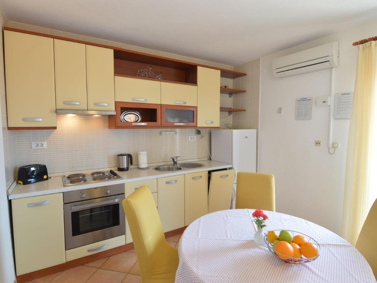 Apartment Viktor-2 By Interhome Trogir Exteriér fotografie